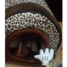 Cozy &amp; Stylish Pet Nest Bed | Compact Comfort for Small Pets